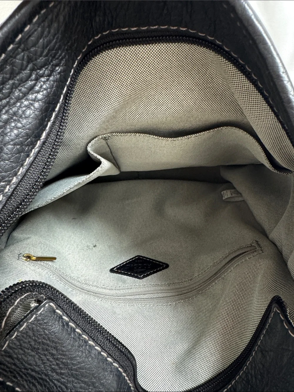 FOSSIL Large Heritage Black Leather Hobo Bag, Dark Gold Hardware